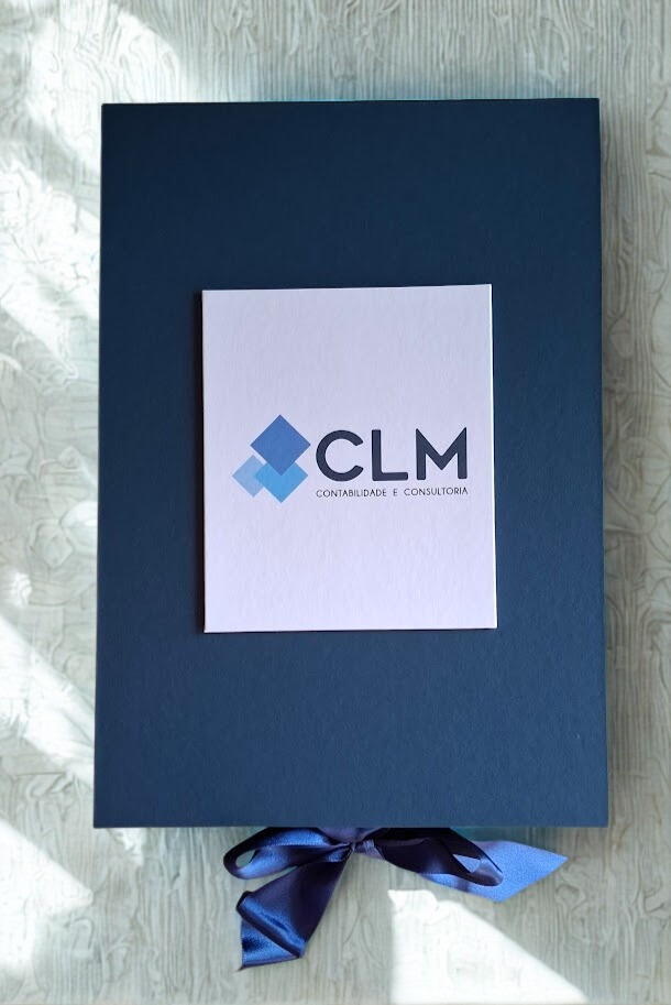 Pasta corporativa personalizada — CLM · MD Conviteria